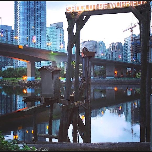 Meet your Posher, Leah - Picture 5 of 11